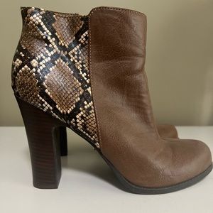 Keneth Cole Leather Boots